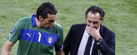 小香农：为加内特回归感到高兴 很欣慰他得到这机会并球衣退役（小香农：加内特回归令我高兴，他获球衣退役让我倍感欣慰）