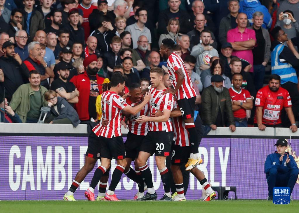 半场战报：海登海姆0-1弗赖堡，曼赞比建功