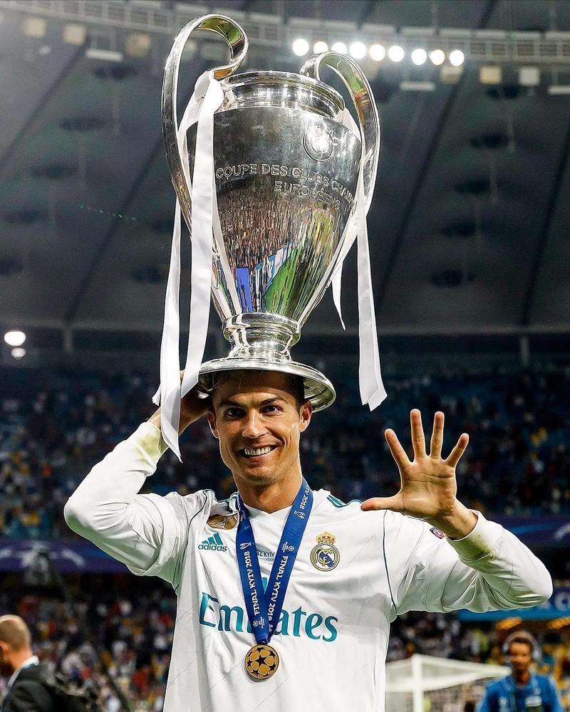 记者：黄潜有意德温特，但不愿意满足热那亚2500万欧的要价